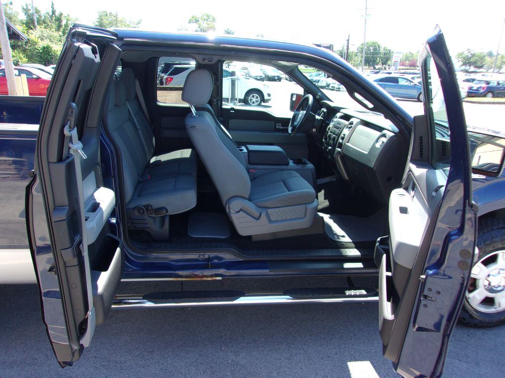 Photo 16 of this FORD F150
