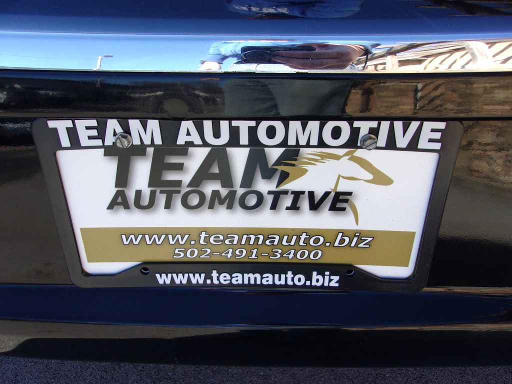 Photo 34 of this CHRYSLER 300