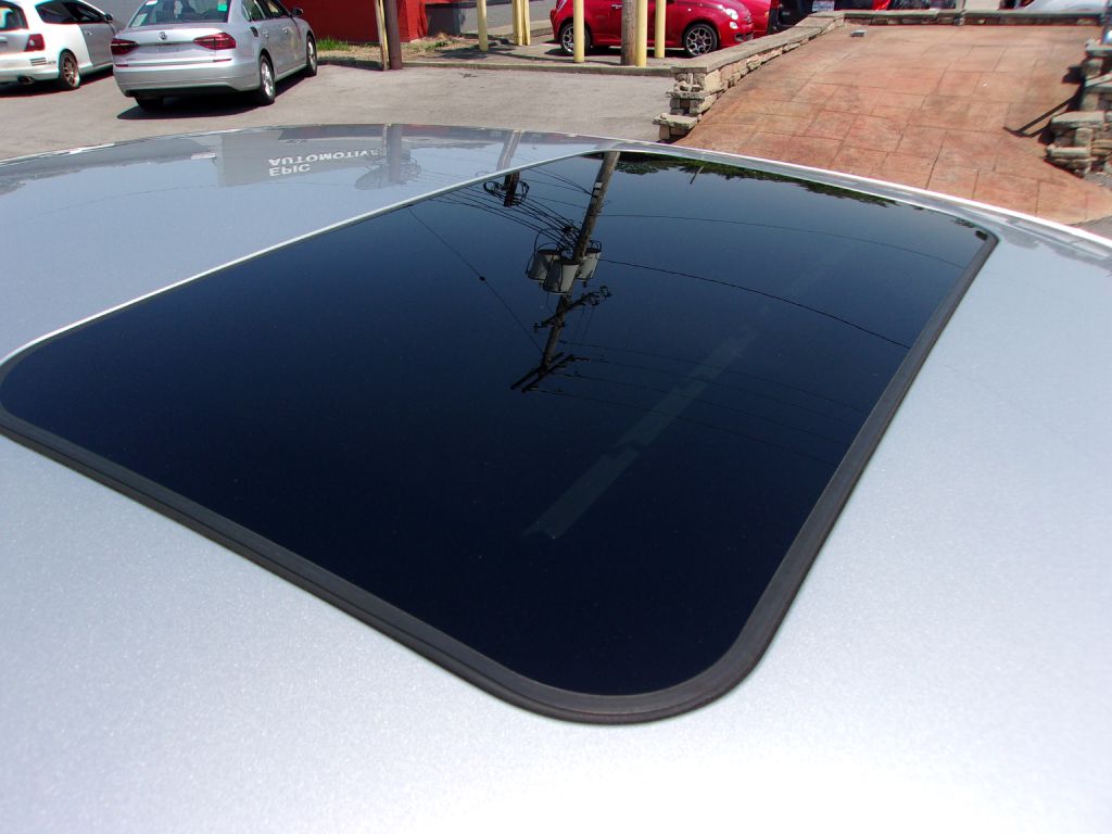 Photo 34 of this VOLKSWAGEN PASSAT