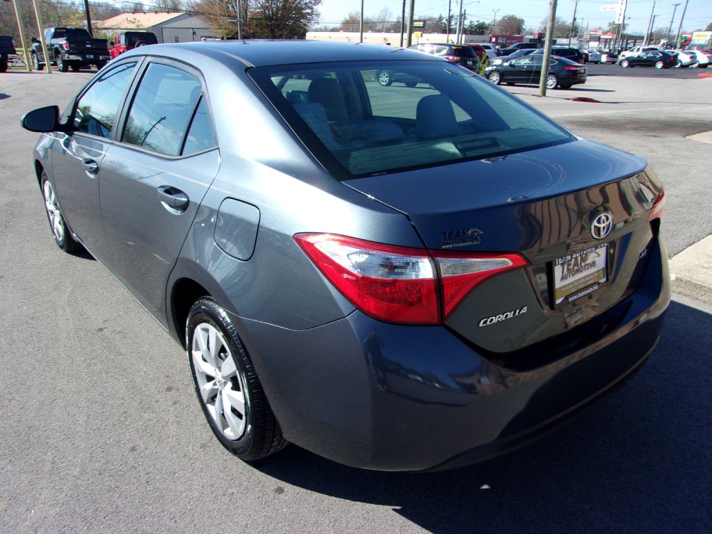 Photo 3 of this TOYOTA COROLLA
