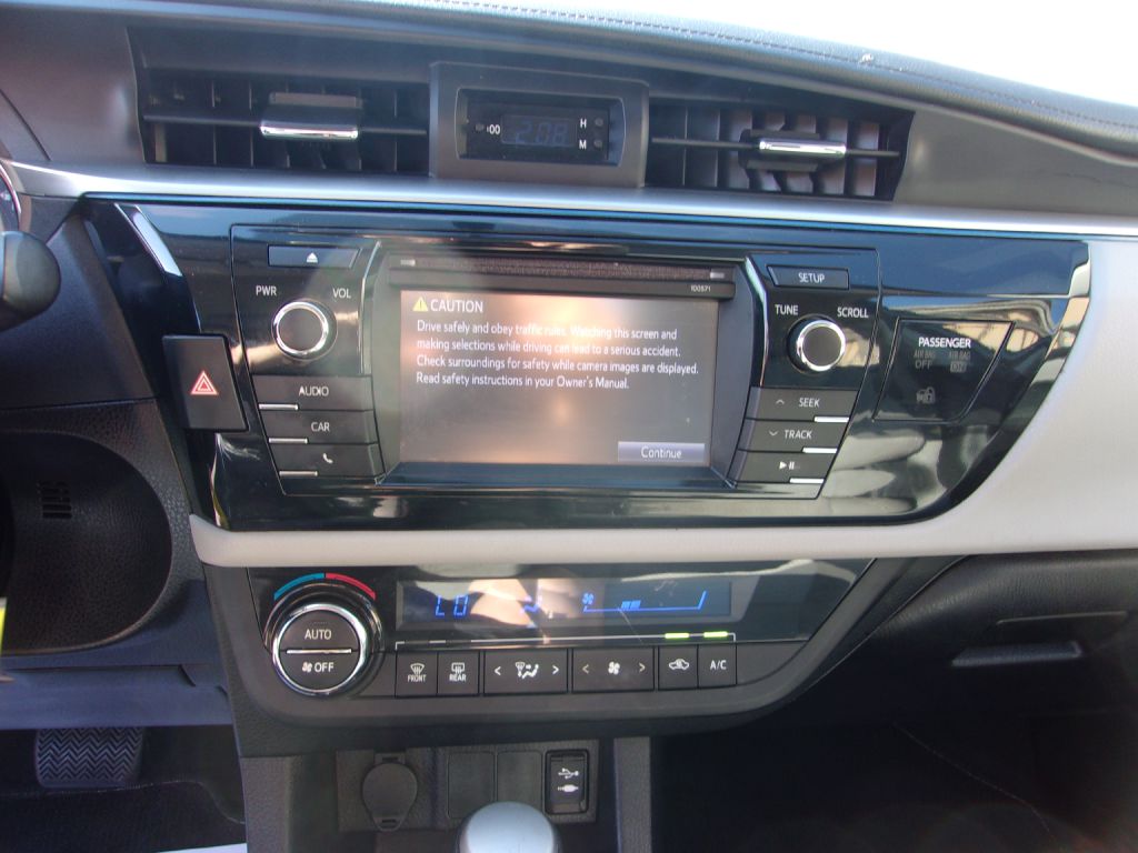 Photo 13 of this TOYOTA COROLLA