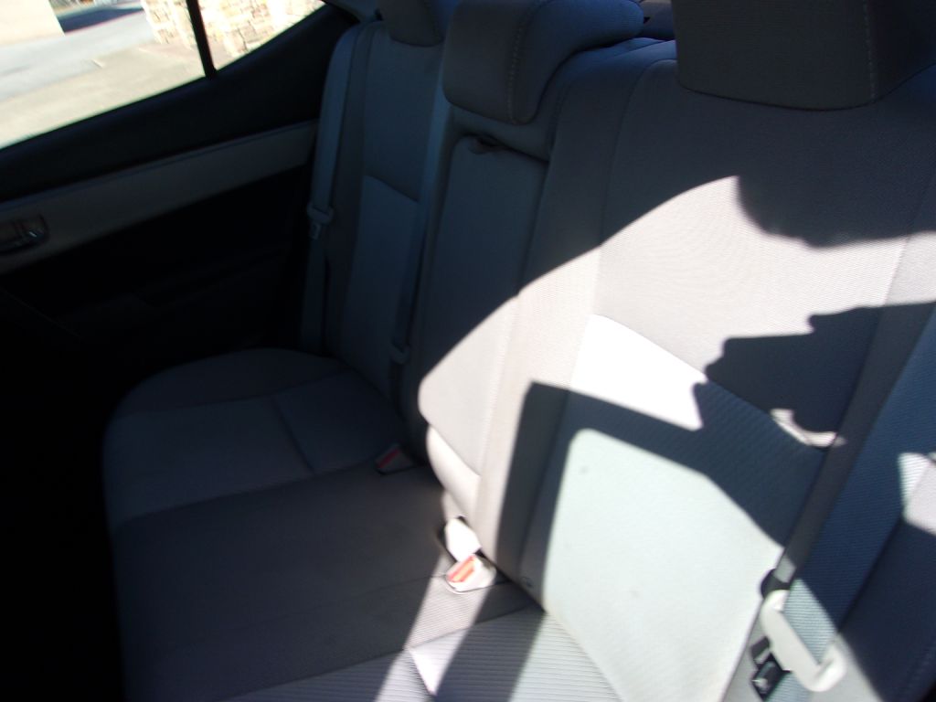Photo 18 of this TOYOTA COROLLA