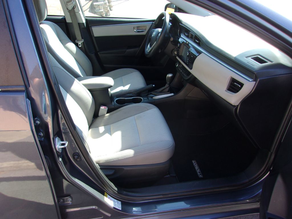 Photo 21 of this TOYOTA COROLLA