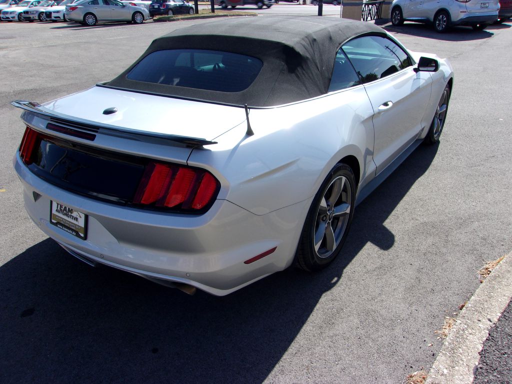 Photo 5 of this FORD MUSTANG