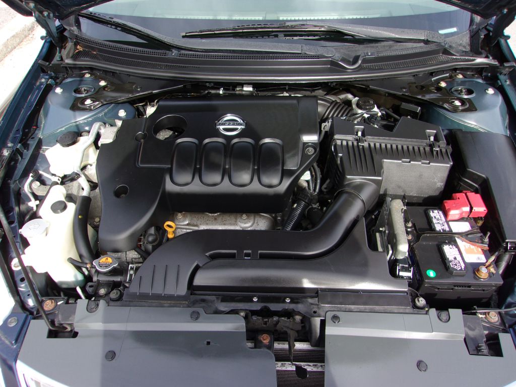 Photo 10 of this NISSAN ALTIMA