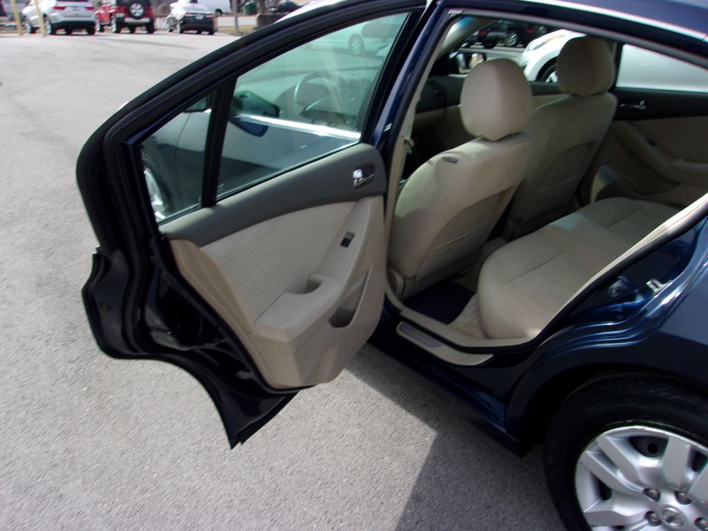 Photo 20 of this NISSAN ALTIMA