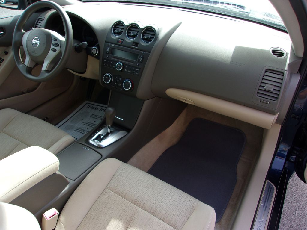 Photo 30 of this NISSAN ALTIMA
