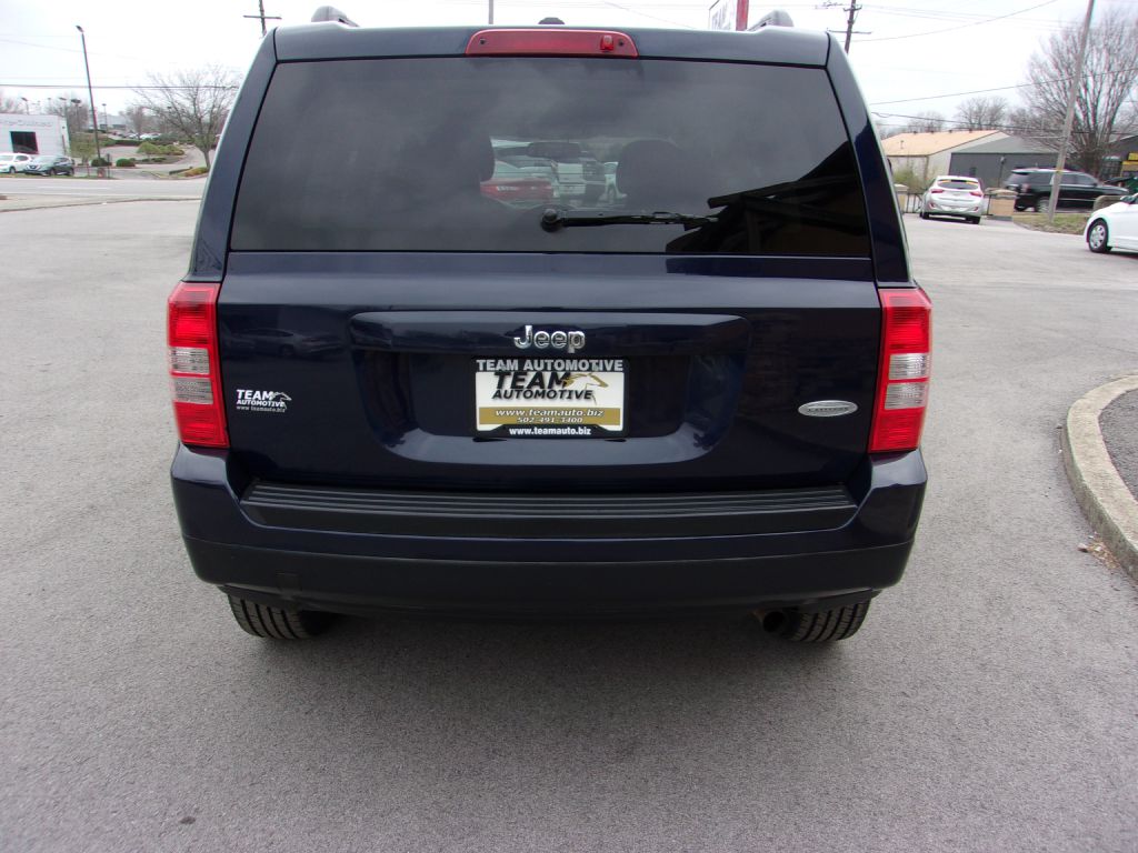 Photo 4 of this JEEP PATRIOT