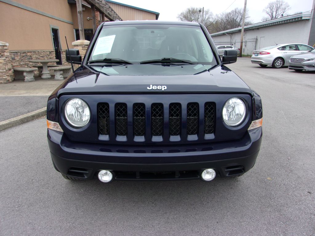 Photo 8 of this JEEP PATRIOT