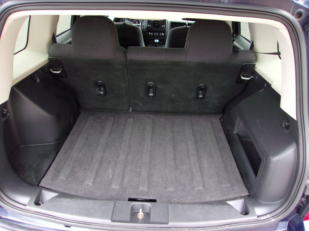 Photo 20 of this JEEP PATRIOT