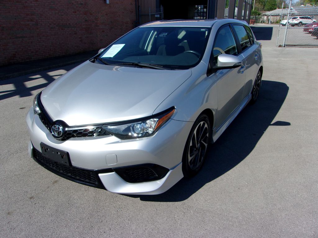 2017 TOYOTA COROLLA IM