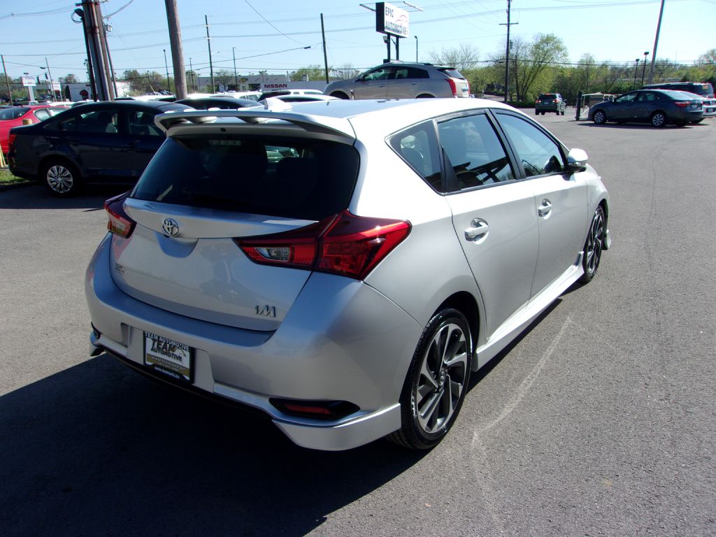 Photo 5 of this TOYOTA COROLLA IM