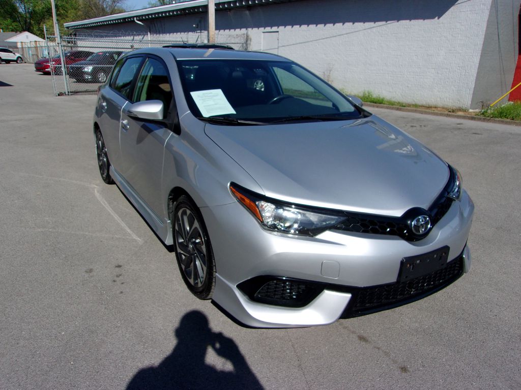 Photo 7 of this TOYOTA COROLLA IM
