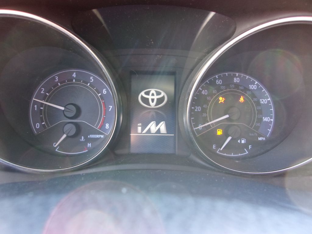 Photo 15 of this TOYOTA COROLLA IM