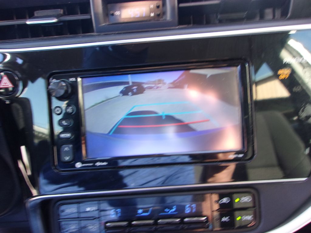 Photo 17 of this TOYOTA COROLLA IM