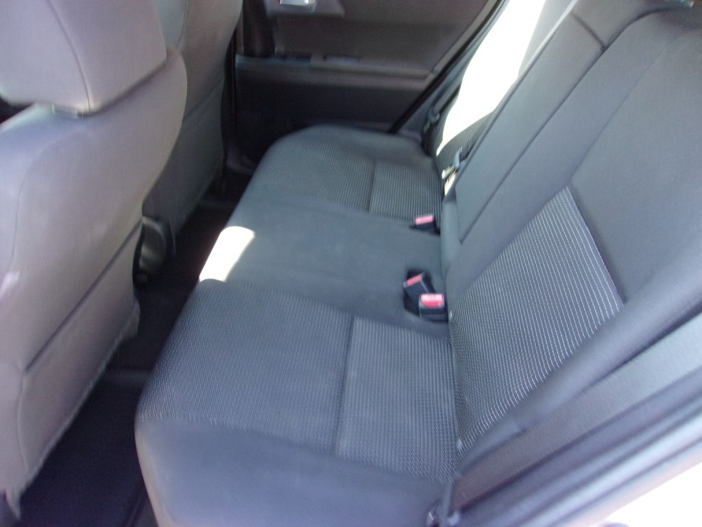 Photo 20 of this TOYOTA COROLLA IM