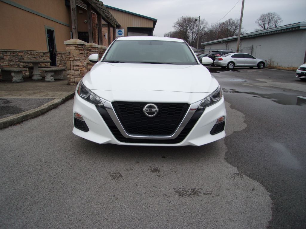 Photo 2 of this NISSAN ALTIMA