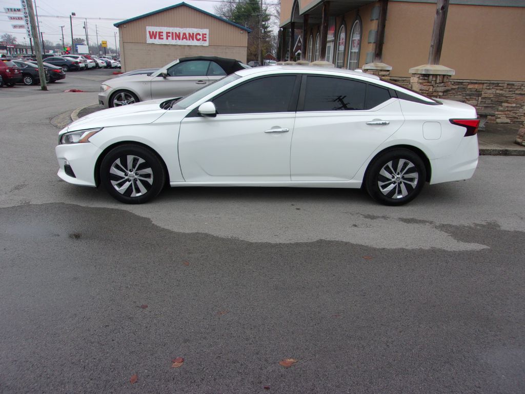 Photo 5 of this NISSAN ALTIMA
