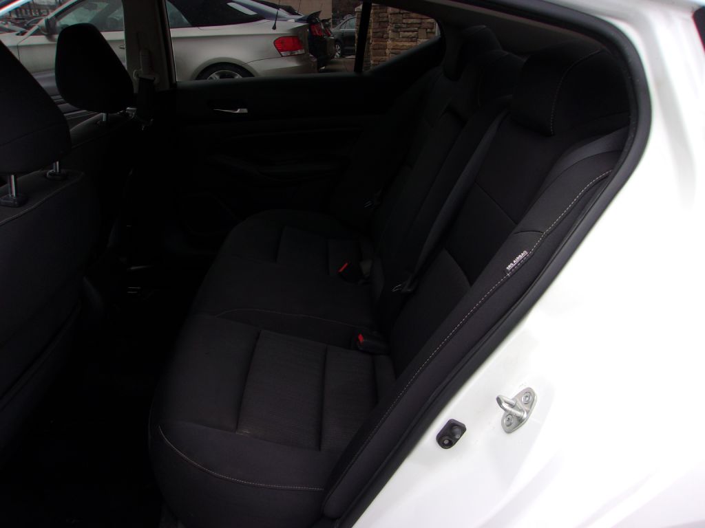 Photo 17 of this NISSAN ALTIMA