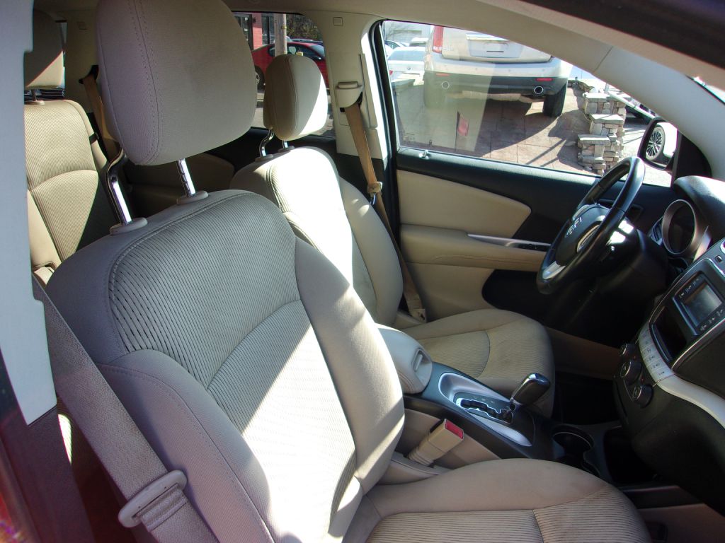 Photo 11 of this DODGE JOURNEY