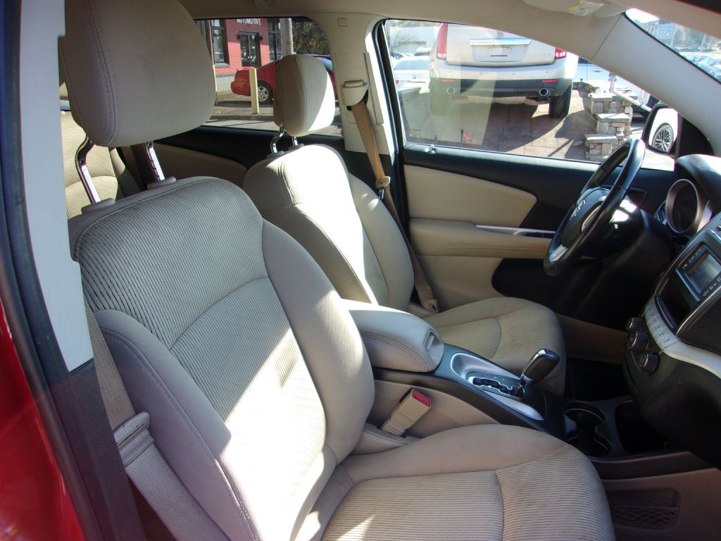 Photo 12 of this DODGE JOURNEY