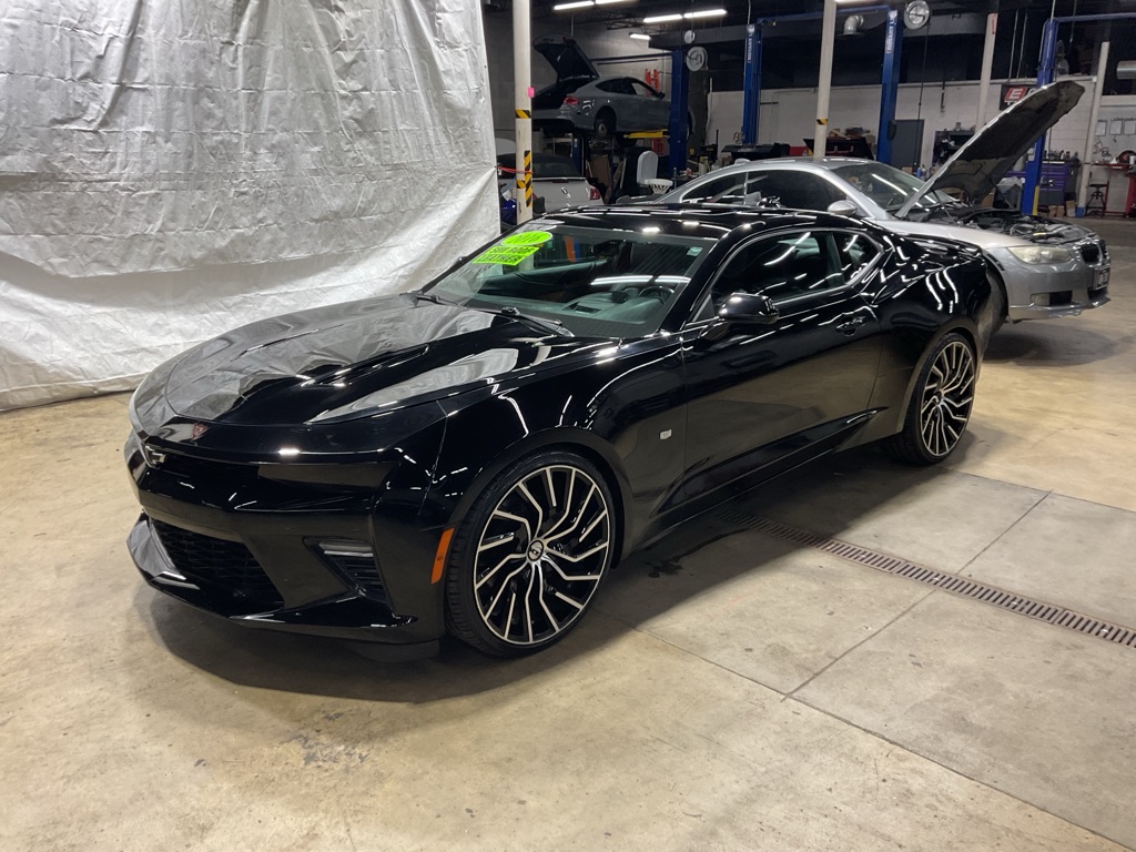 2016 Chevrolet Camaro 2SS Coupe RWD