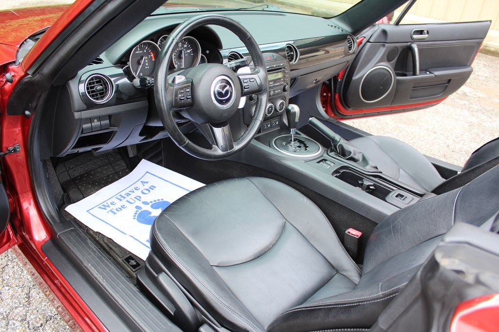 Photo 24 of this MAZDA MX-5 MIATA