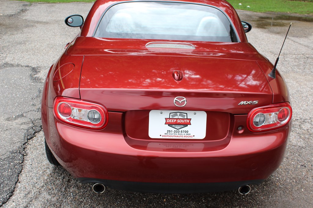 Photo 15 of this MAZDA MX-5 MIATA
