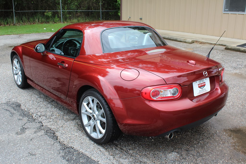 Photo 16 of this MAZDA MX-5 MIATA