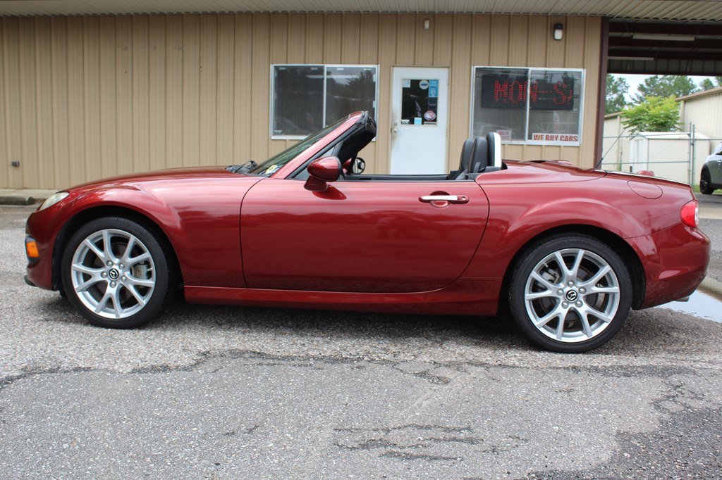 Photo 18 of this MAZDA MX-5 MIATA