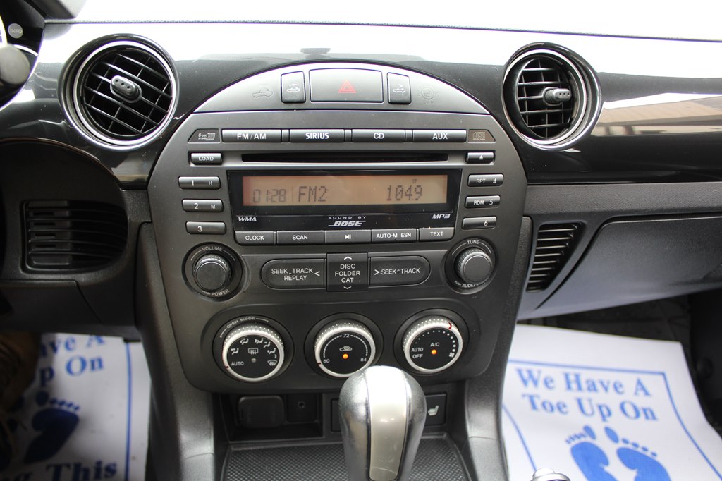 Photo 33 of this MAZDA MX-5 MIATA