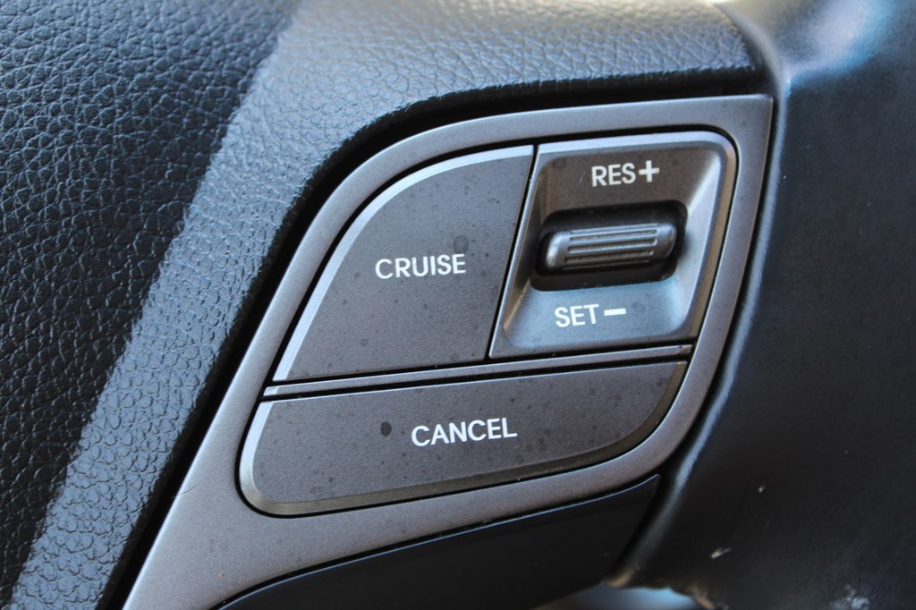 Photo 43 of this HYUNDAI SANTA FE XL