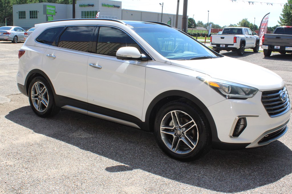 Photo 10 of this HYUNDAI SANTA FE XL
