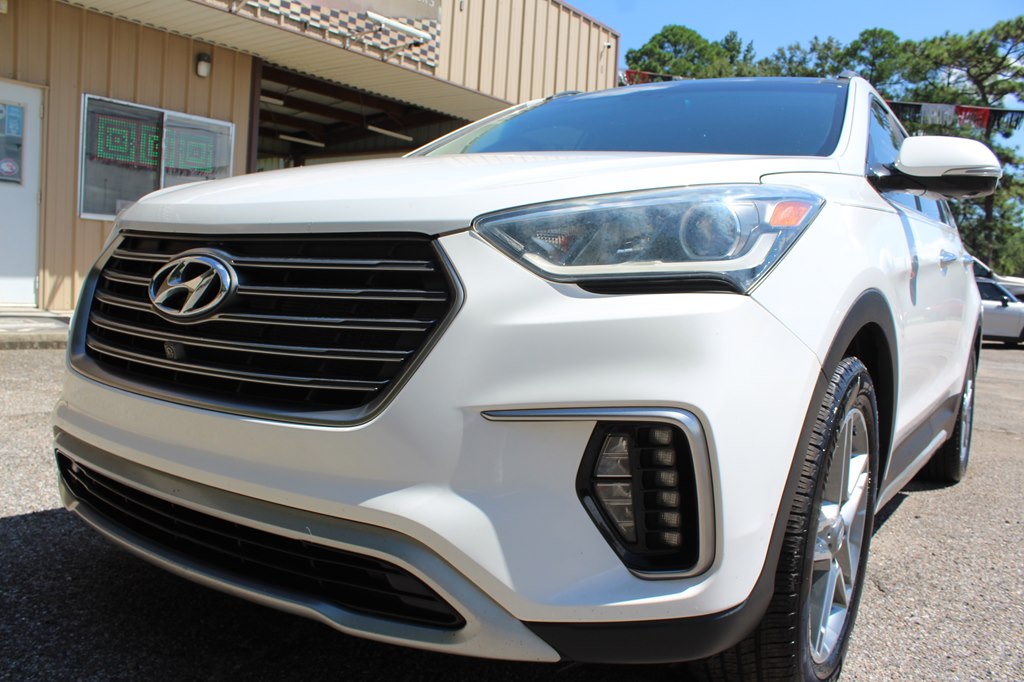 Photo 3 of this HYUNDAI SANTA FE XL