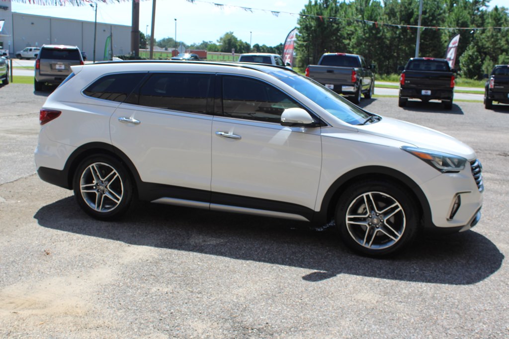 Photo 11 of this HYUNDAI SANTA FE XL