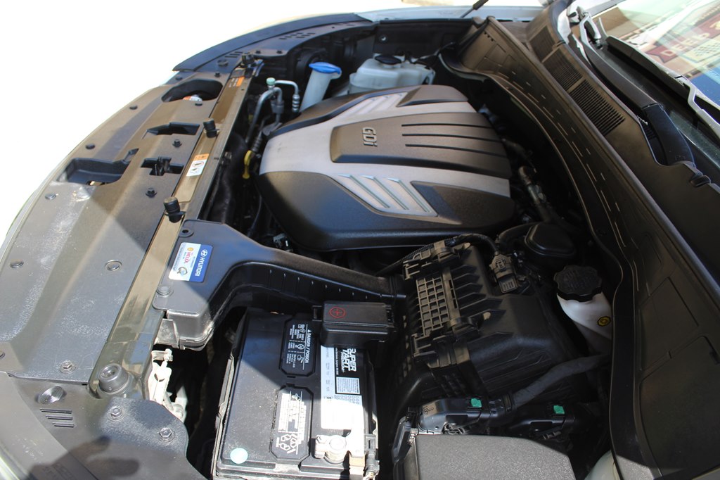 Photo 61 of this HYUNDAI SANTA FE XL