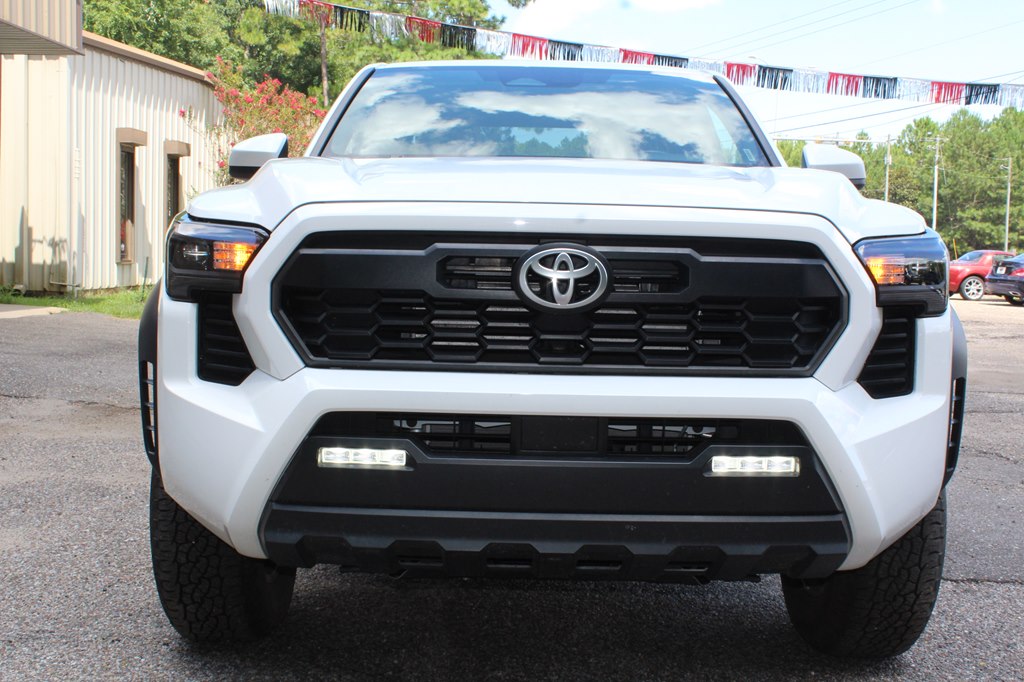 Photo 8 of this TOYOTA TACOMA