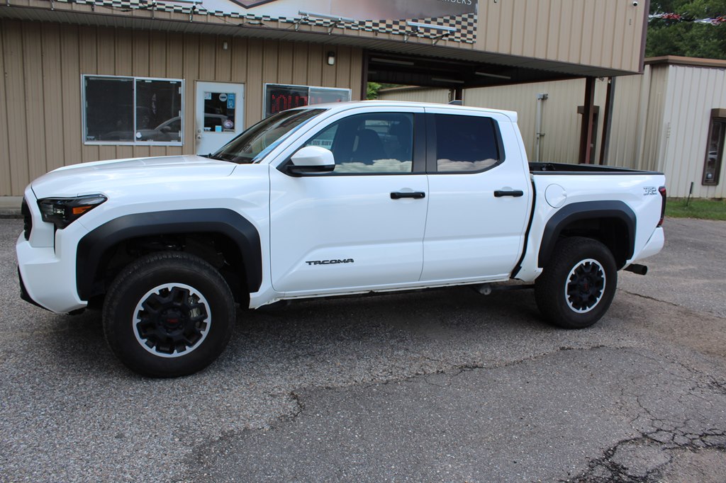Photo 5 of this TOYOTA TACOMA