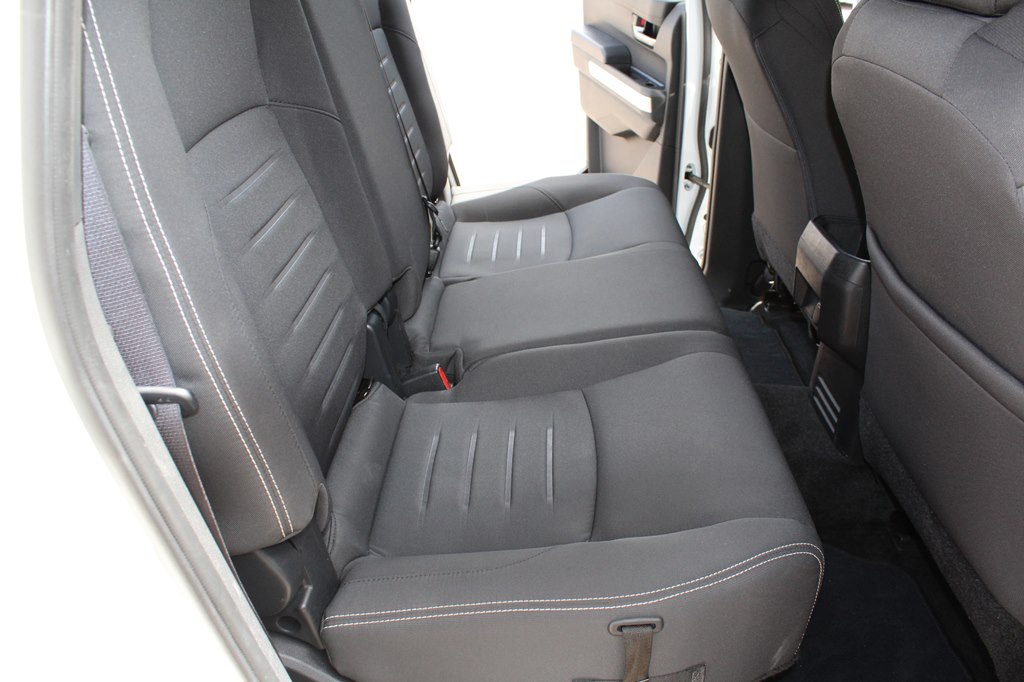Photo 29 of this TOYOTA TACOMA