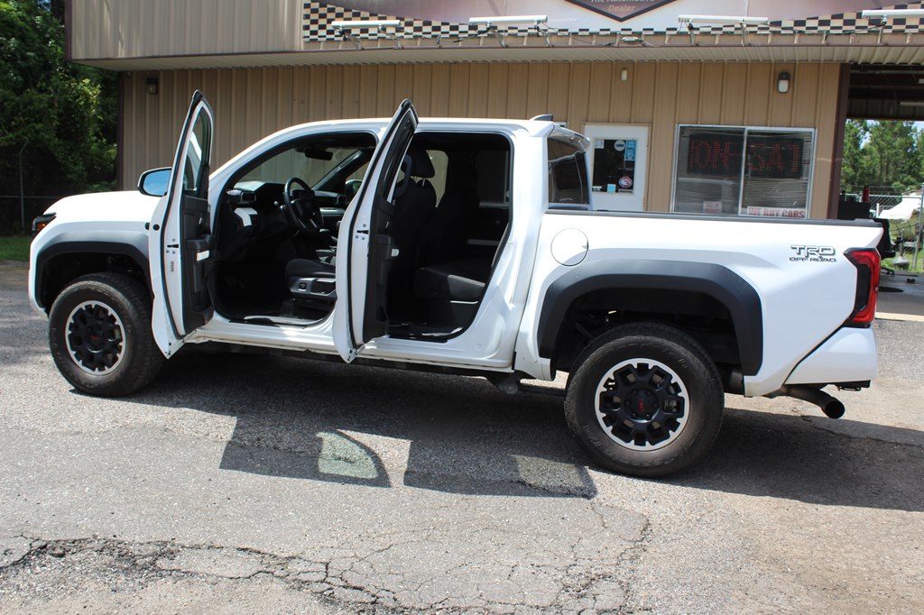Photo 20 of this TOYOTA TACOMA