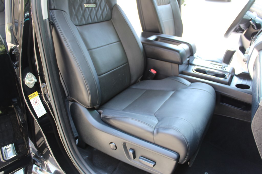 Photo 24 of this TOYOTA TUNDRA
