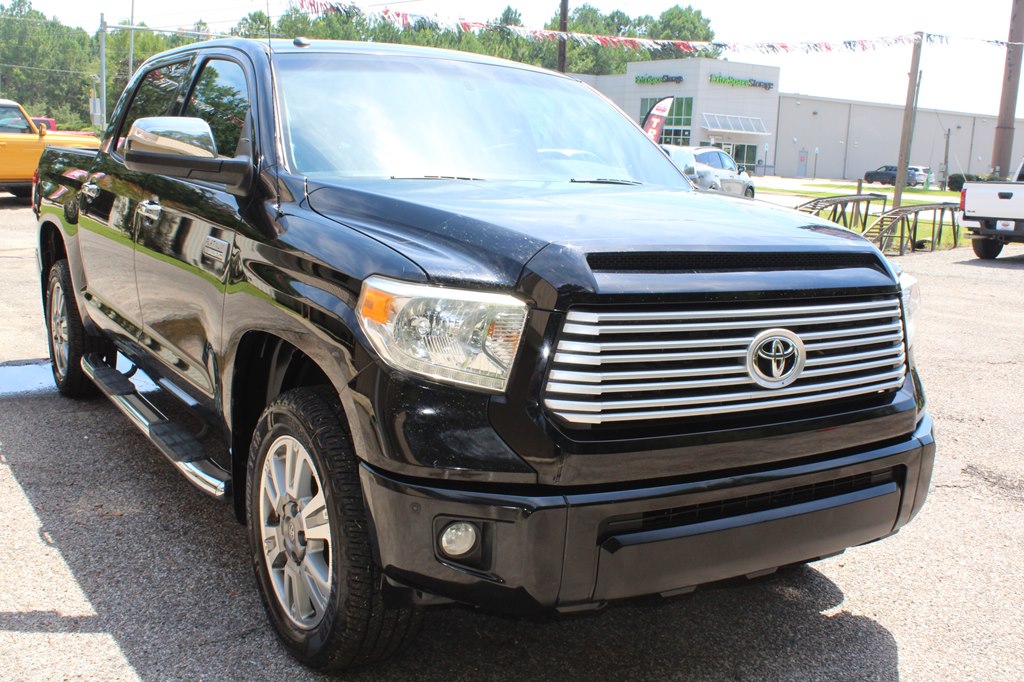 Photo 9 of this TOYOTA TUNDRA