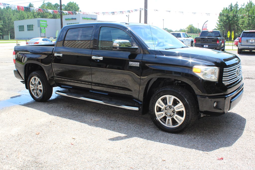 Photo 10 of this TOYOTA TUNDRA