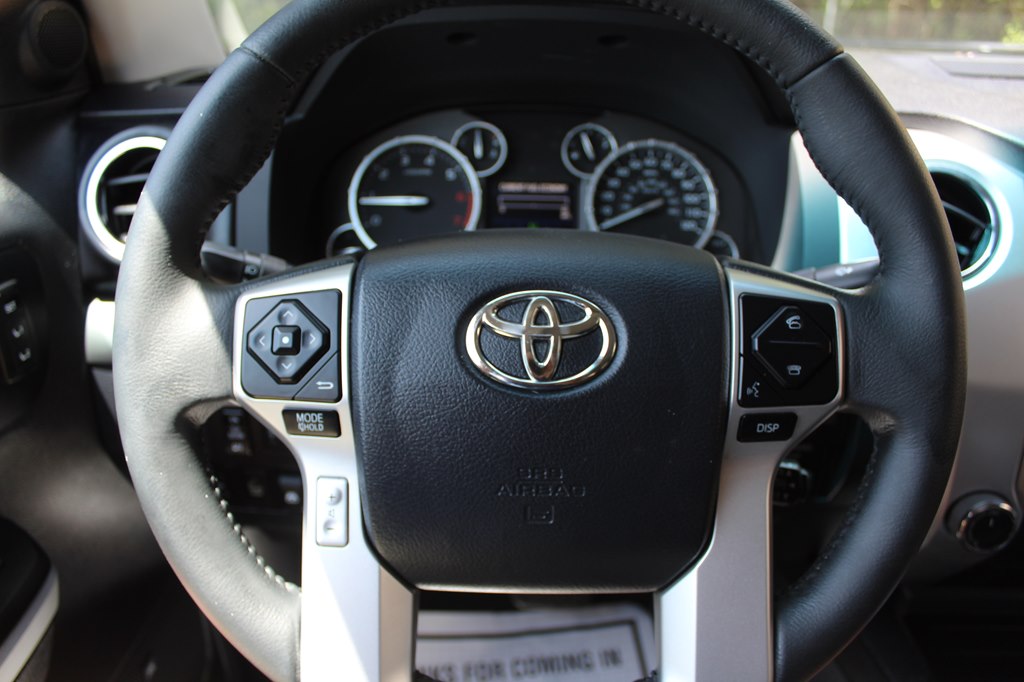 Photo 38 of this TOYOTA TUNDRA