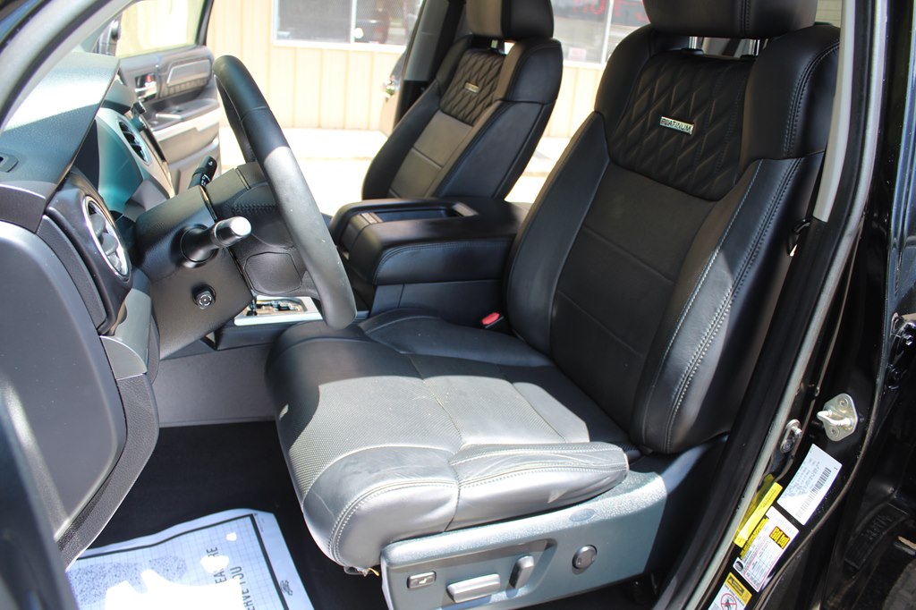 Photo 21 of this TOYOTA TUNDRA