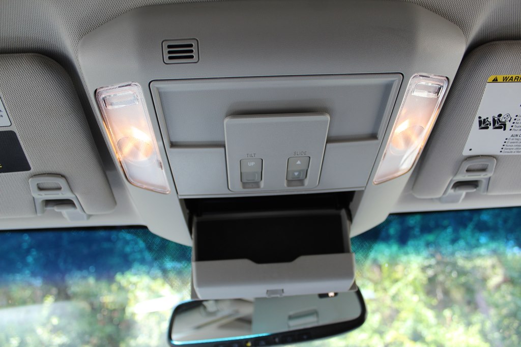 Photo 48 of this TOYOTA TUNDRA