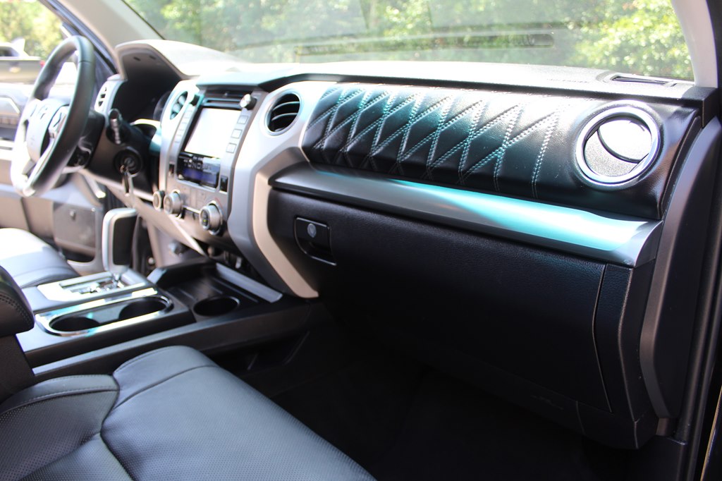 Photo 26 of this TOYOTA TUNDRA