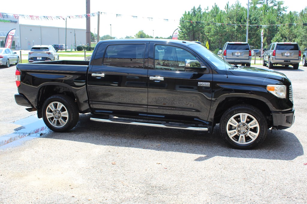 Photo 11 of this TOYOTA TUNDRA