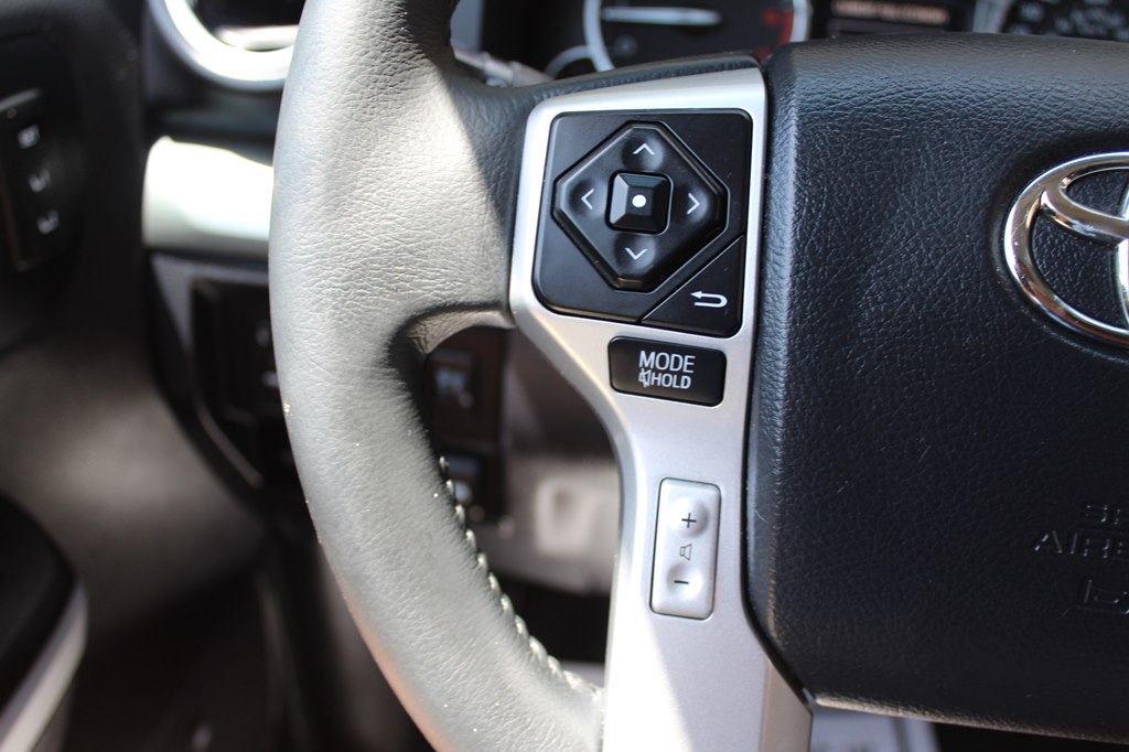 Photo 40 of this TOYOTA TUNDRA