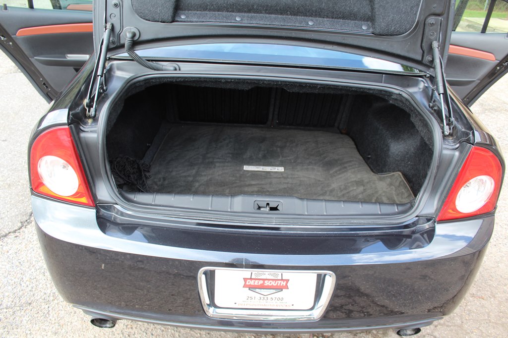 Photo 22 of this CHEVROLET MALIBU
